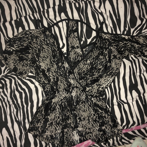 Shirt - Picture 3 of 3